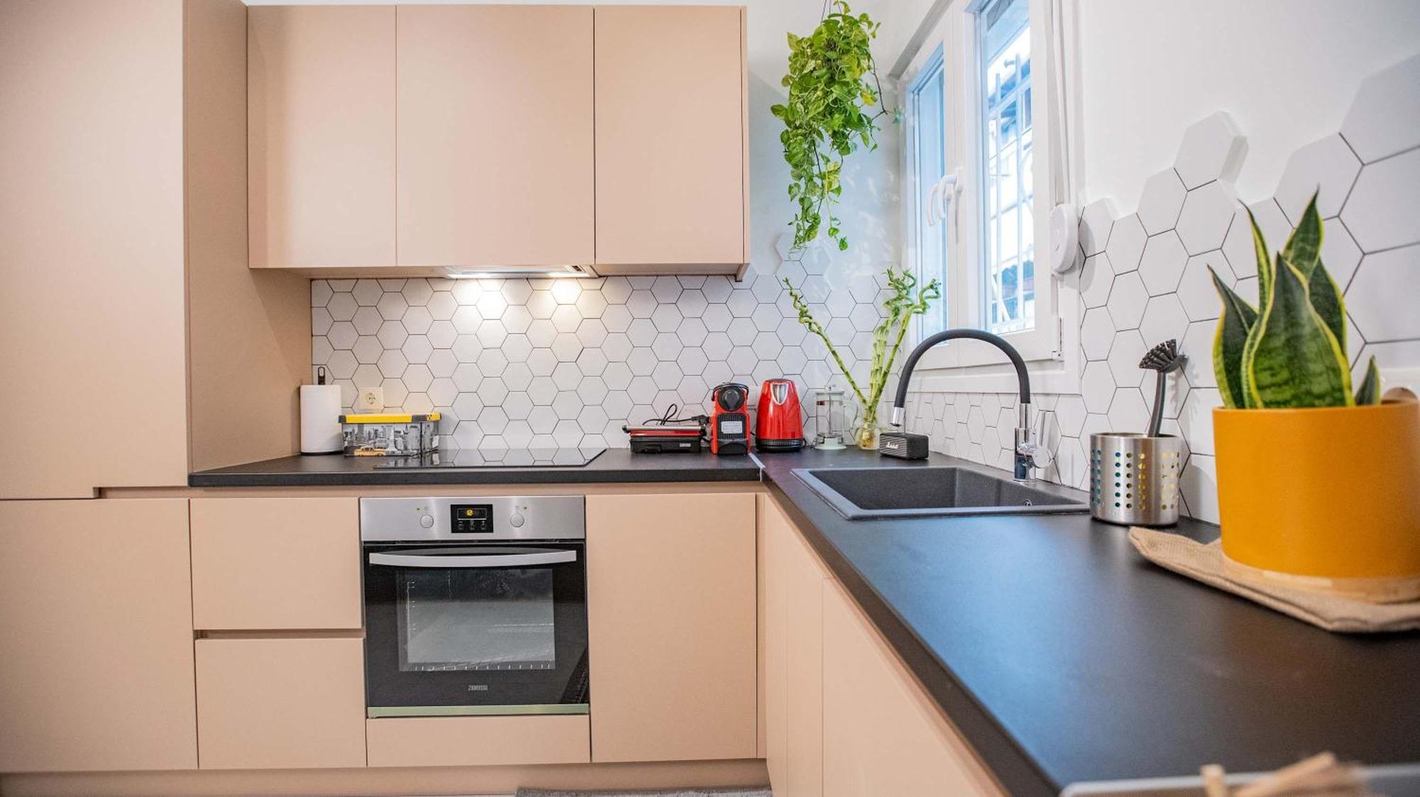 O&O Group - Eclectic Chic Thissio Apartment Афины Экстерьер фото