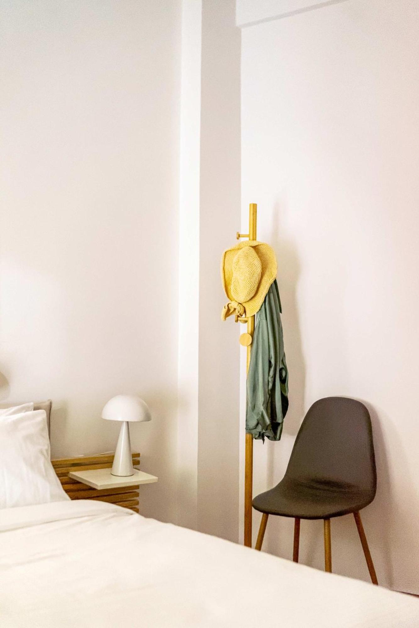 O&O Group - Eclectic Chic Thissio Apartment Афины Экстерьер фото