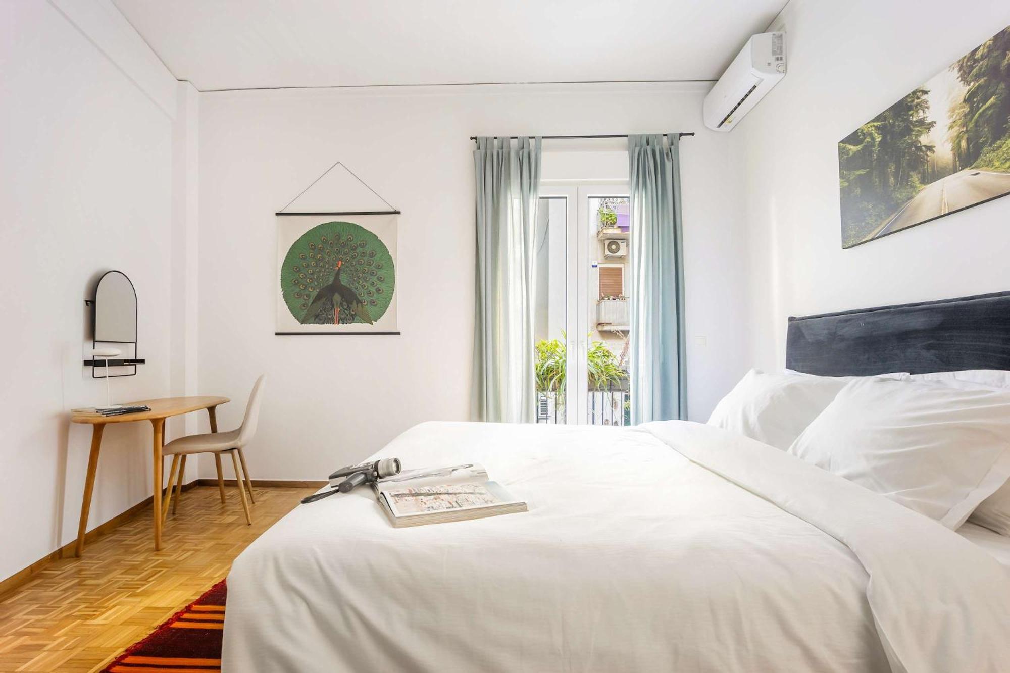 O&O Group - Eclectic Chic Thissio Apartment Афины Экстерьер фото