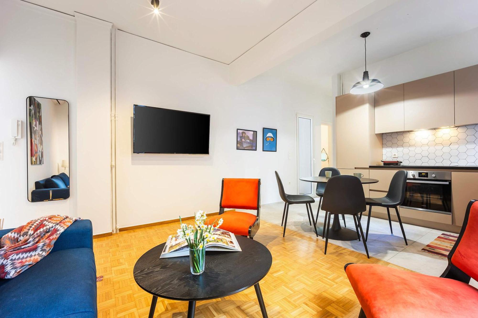 O&O Group - Eclectic Chic Thissio Apartment Афины Экстерьер фото