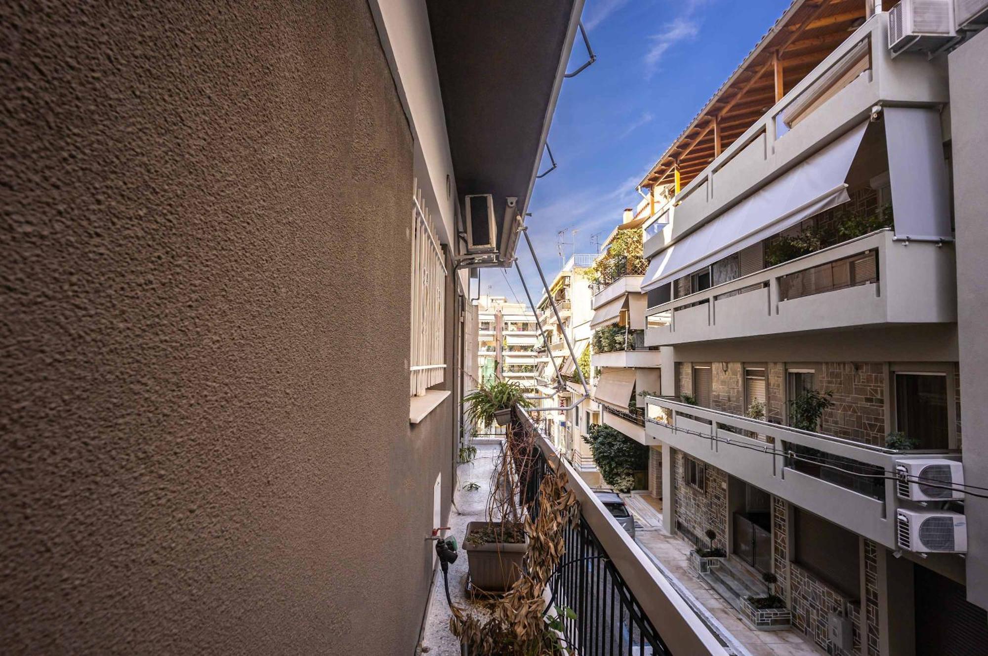 O&O Group - Eclectic Chic Thissio Apartment Афины Экстерьер фото